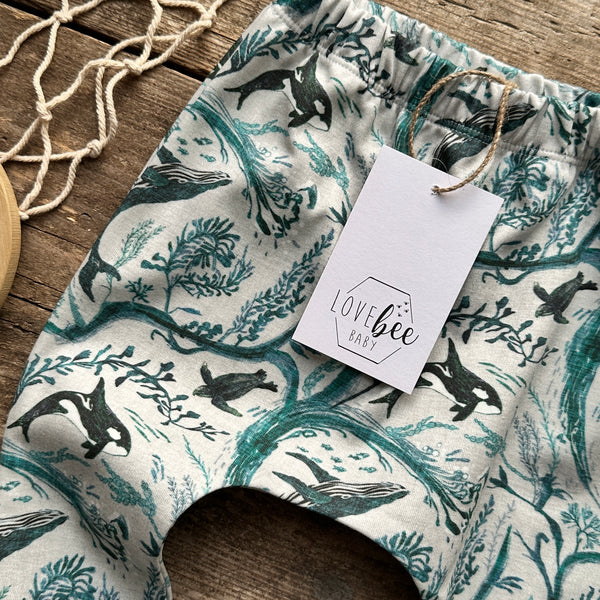 Whale Waves Harem Leggings | Ready To Post