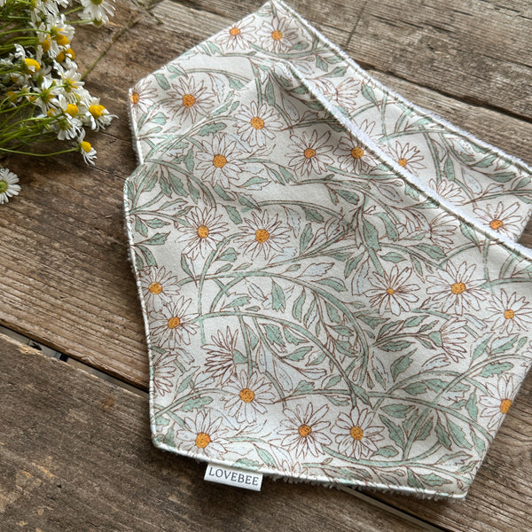 Daisies Dribble Bib