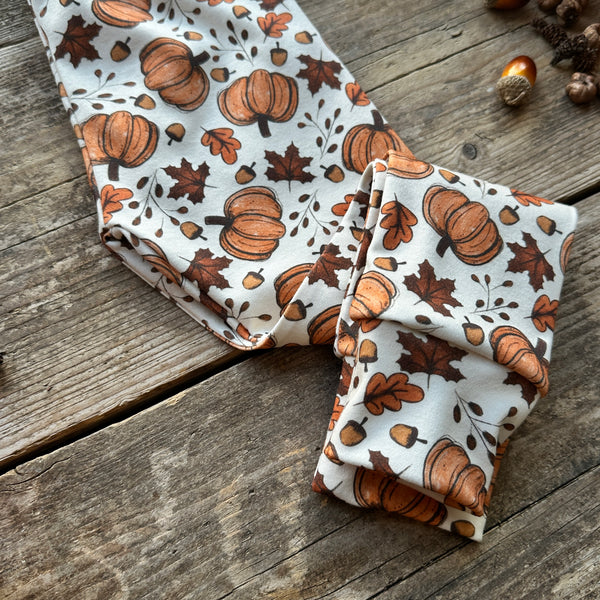 Rustic Pumpkins Slim Leggings | Ready To Post