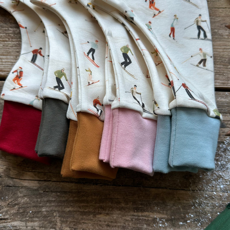 Vintage Ski Slim Leggings