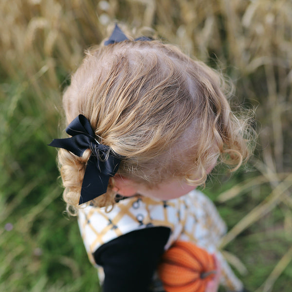 Skulls | Style With Bee | Bows